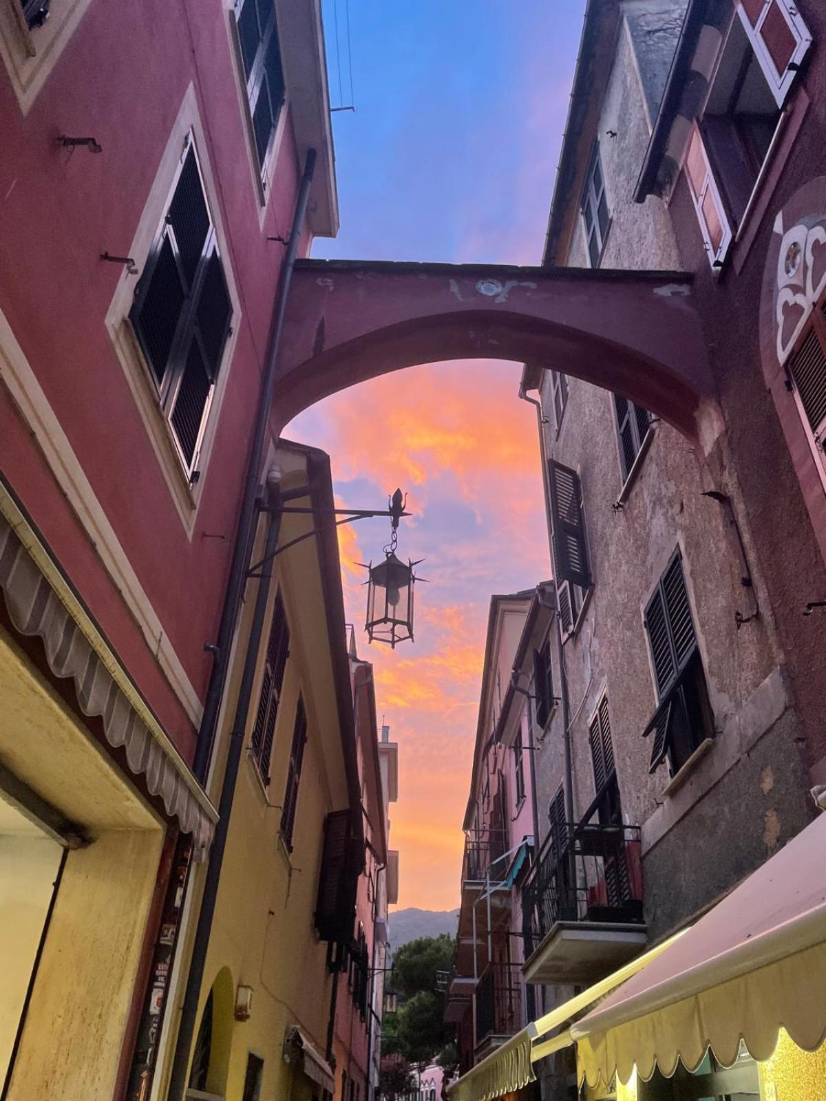 Apartamento H H Moneglia Il Vicolo Exterior foto