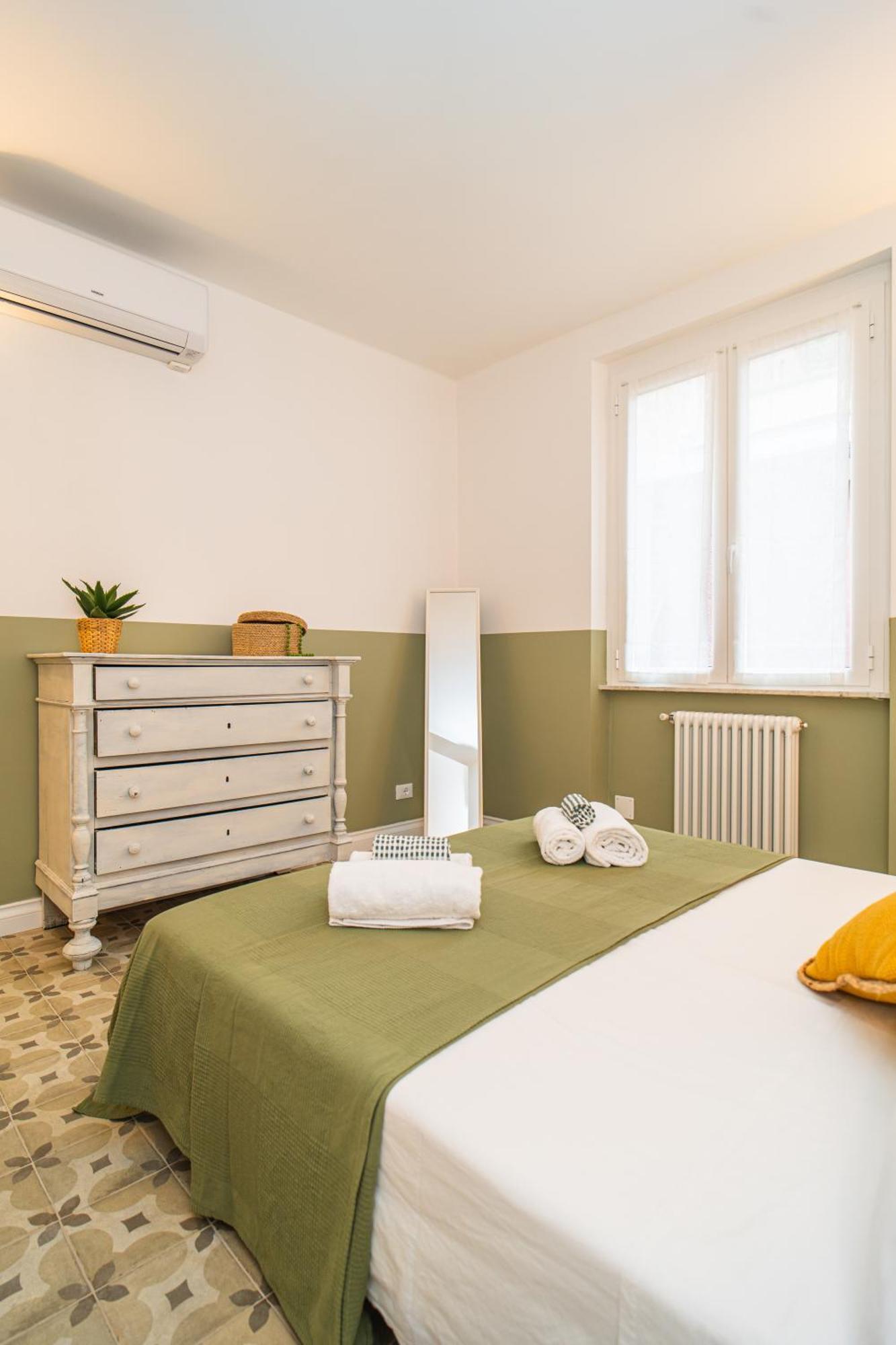 Apartamento H H Moneglia Il Vicolo Exterior foto