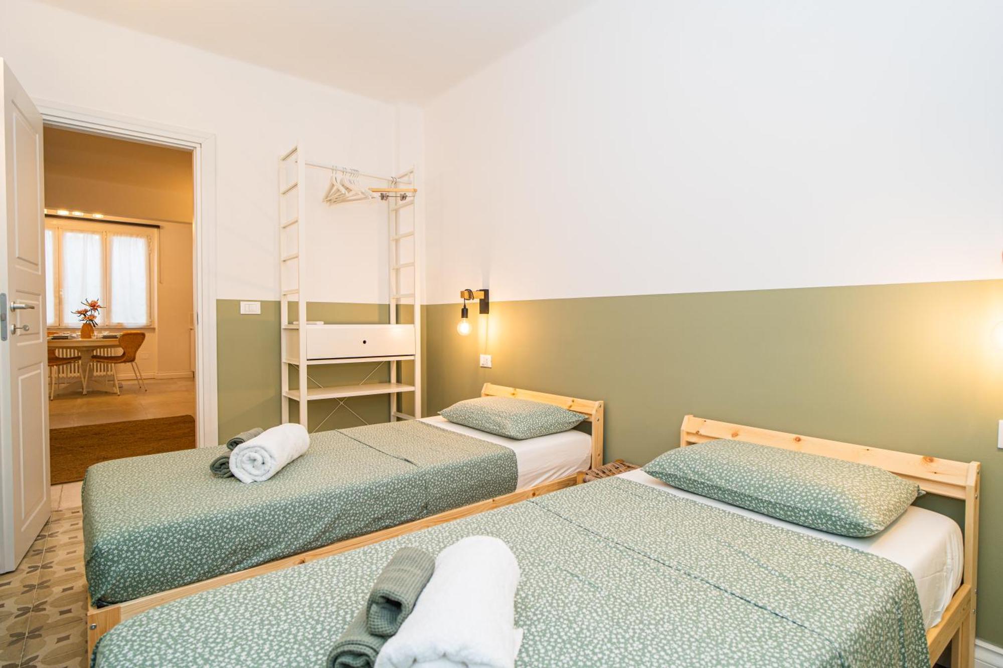 Apartamento H H Moneglia Il Vicolo Exterior foto